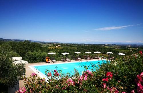 San Gimignano Apartment | Castello di Fulignano Soarzio panoramic apartment