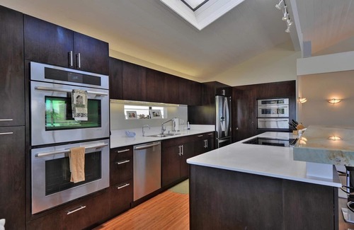 Seabright House | Castle Beach Retreat - Relax at the Best Beach in Santa Cruz!