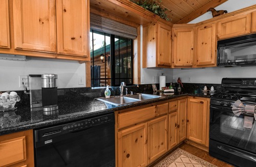 Castle Glen Estates Cabin | Castle Glen