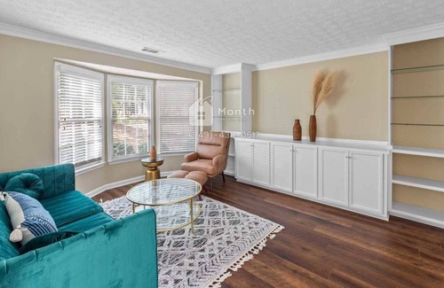 Alpharetta House | Castle on Waters Cove Way