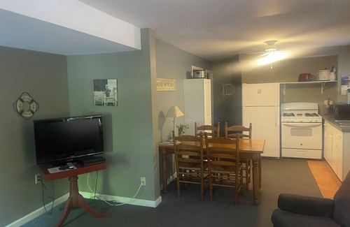 Ludington Cottage | Castle Point Resortnon Hamlin Lake .nHome, cottages, boatn 650 ' Lake frontage