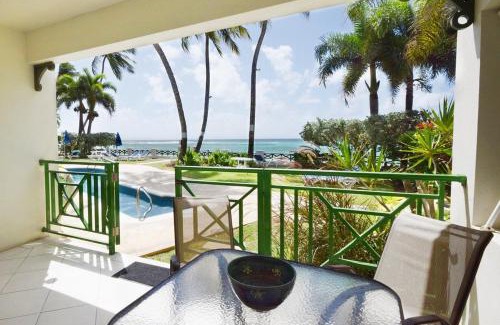 Worthing Apartment | Casual Beachfront Studio with Pool apts by Bluescape