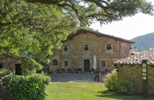 Sant Joan les Fonts Cottage | Catalan farmhouse from the 11th century, within the Natural Park. 10-1