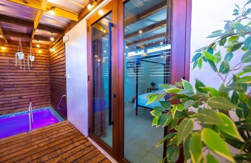 Maleza Alta Apartment | Catania 2 Suite W/private pool,W/heater , WIFI.