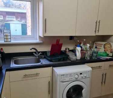 Lewisham House | Catford double room