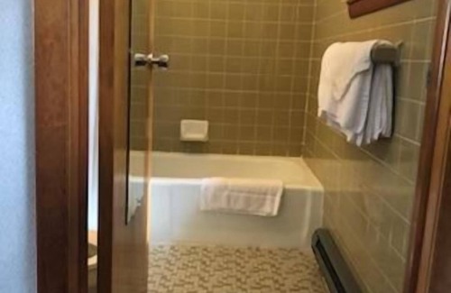 Catskill Hotel | Catskill Motor Court Motel