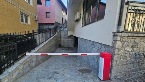 Cetinje Municipality Apartment | Cattleya hotel