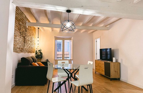 Old Town Apartment | Cavallers by Unik Vacation