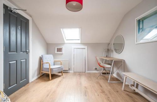Belfast House | Cavehill House