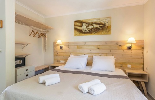 Kavos Apartment | CAVOS BEACH HOUSE