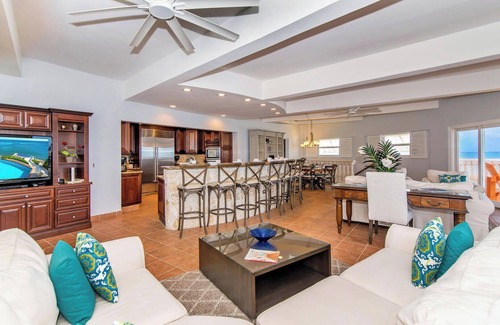 Gun Bay House | Cayman Castle: Gated Family Estate w/Infinity Pool, Private Beach, Free Kayaks