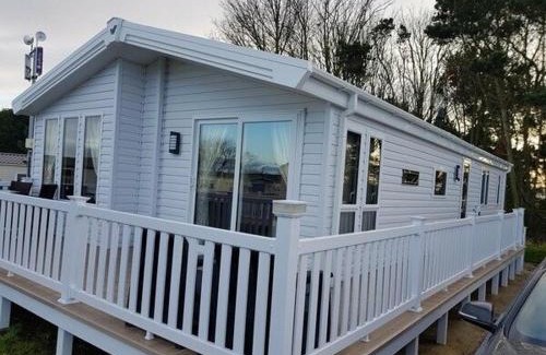 Cayton Bay House | Cayton Bay Caravan Park - Holiday Accommodation 6516