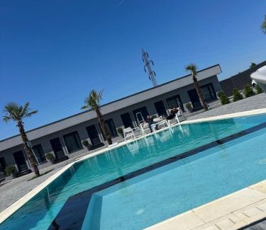 Bobicesti Hotel | Cazare Eataly Bals Restaurant