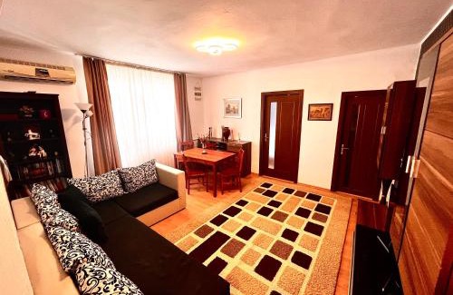 Old Town Apartment | Cazinou Flat LowCost