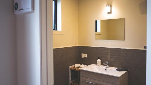 Clyde Apartment | CBD Accommodation - Clyde