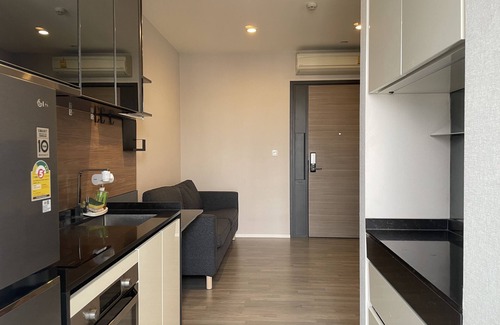 Sathorn Apartment | CBD Apartment in Sathorn 11 (2km to Chongnonsi)