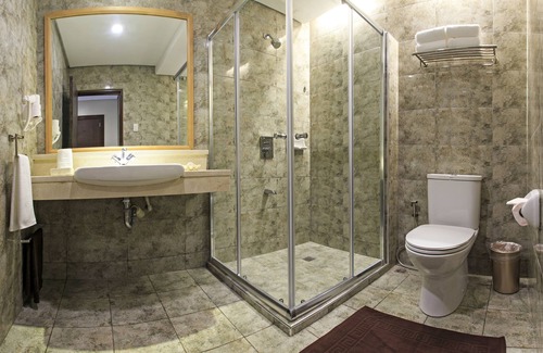 Mandaue Hotel | Cebu Westown Lagoon - South Wing