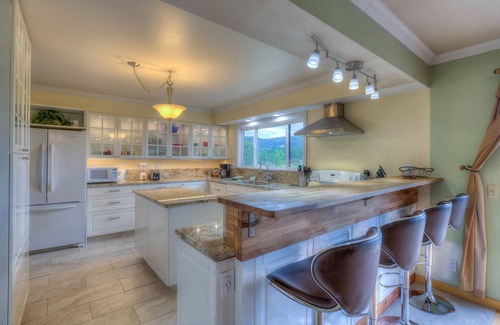 Eastsound House | Cedar Field Vacation House on Orcas Island - August Nights Sale!