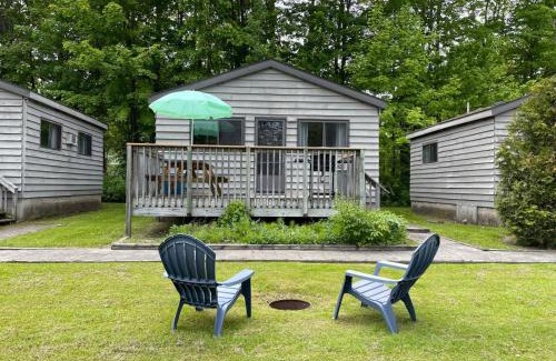 Hope Bay Ski Chalet | Cedar Garden Cottages