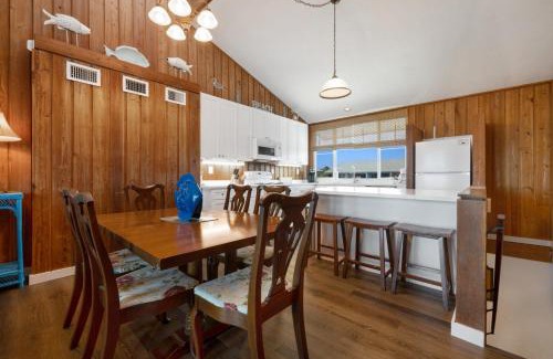 Cedar Key House | Cedar Key Breeze Gulf front townhouse