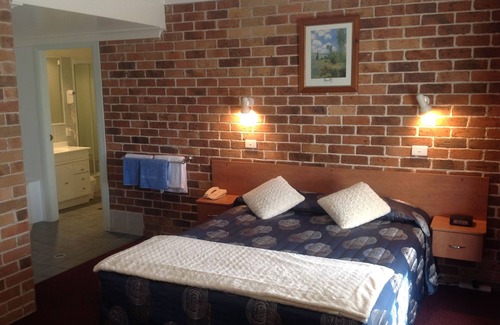 Armidale Hotel | Cedar Lodge Motel