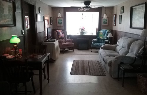 Jasper House | CEDAR ROCK LODGE your best get away