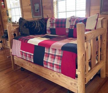 Mountain View House | Cedar Street Lodge