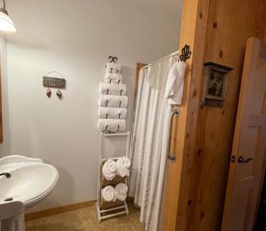 Mountain View House | Cedar Street Lodge