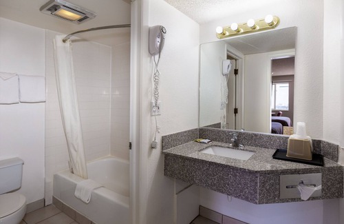 Cedar City Hotel | Cedar Valley Inn