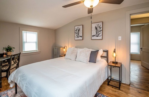 Gorham Apartment | Center Camp - 3 bed w/air hockey and Pac-man!