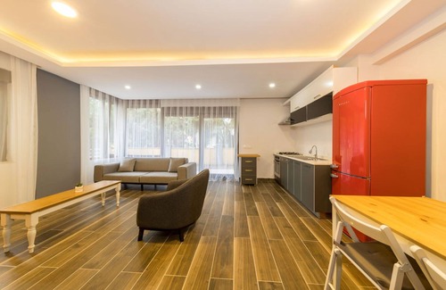 Muratpasa Apartment | Central and Modern Flat in Muratpasa, Antalya