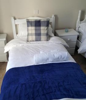 Cushendall Bed & Breakfast | Central Bar Guesthouse