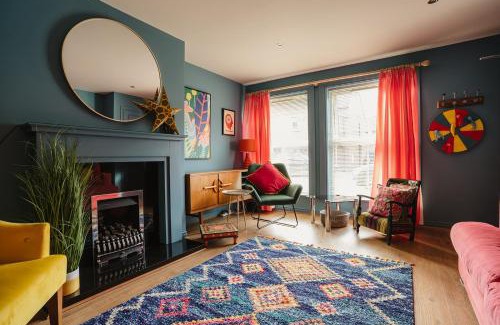 Belfast Apartment | Central Belfast Apartments Unique Retreat
