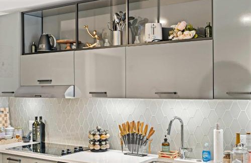 Shawmut Apartment | Central Boston Two-Bedroom Two-Bath Suite
