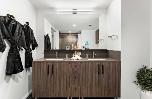 Shawmut Apartment | Central Boston Two-Bedroom Two-Bath Suite
