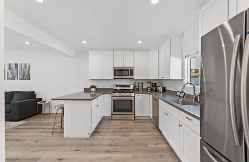 Mid City Hotel | Central Chic 1BR Apt + Sofa Bed, Parking, W/D