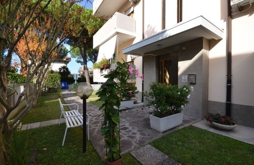 Lignano Sabbiadoro Apartment | Central Comfort with Terrace in Lignano Sabbiadoro