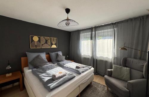 Buderich Apartment | Central Comfort Home with Garden