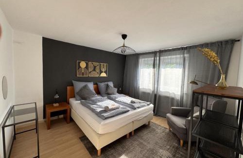 Buderich Apartment | Central Comfort Home with Garden