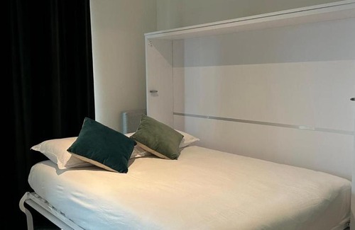 Hollerich Apartment | Central fully serviced studio