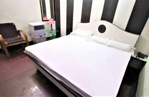Nizamuddin House | Central Guest House