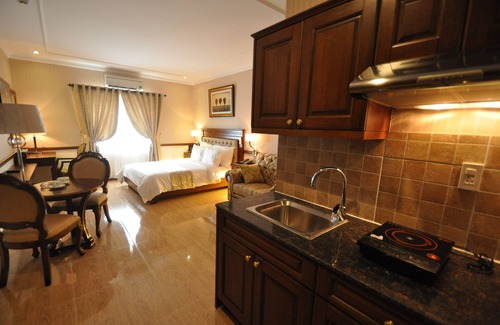 Phu My Hung Hotel | Central Hotel and Residences