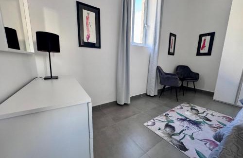 Hamrun House | Central House Near Valletta - 2 Large Double Bedrooms & Bathrooms - Traditional Village Stay - Non Sharing