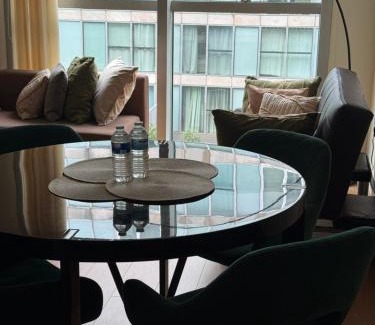 Central Milton Keynes Apartment | Central Hub Flat