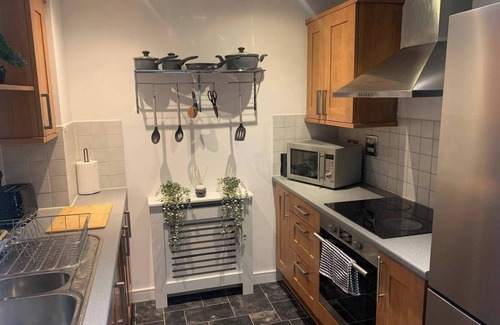 RopeWalks Apartment | Central Liverpool Apartment-sleeps 6-free Parking