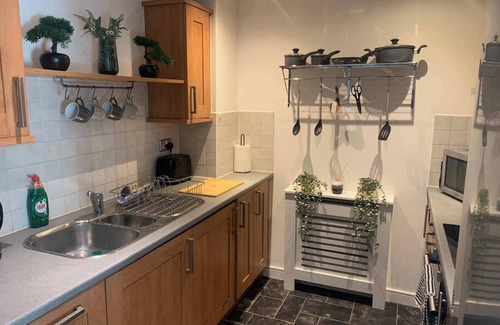 RopeWalks Apartment | Central Liverpool Apartment-sleeps 6-free Parking