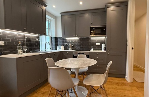 Covent Garden Apartment | Central London Apartment With 2 Bedrooms -sleeps 6