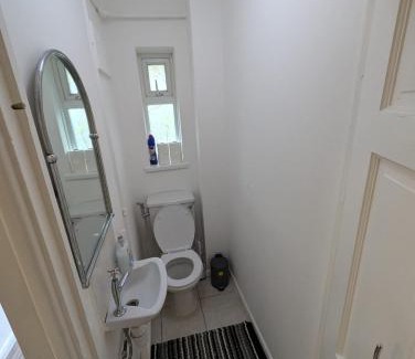 Shoreditch Apartment | Central London Rooms N1 6RJ
