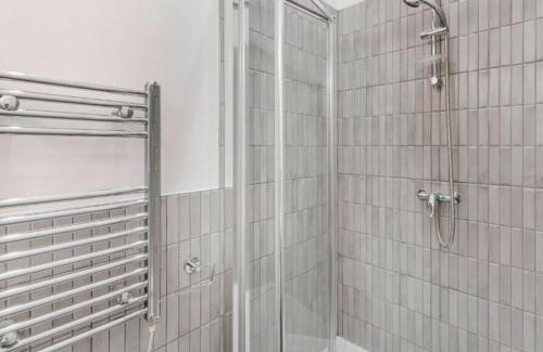 Campden Apartment | Central London Studio