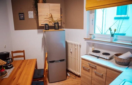 Huttrop Apartment | Central & Modern Wifi Netflix City up to 5 Person